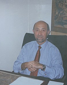Prof. F. Schwarz